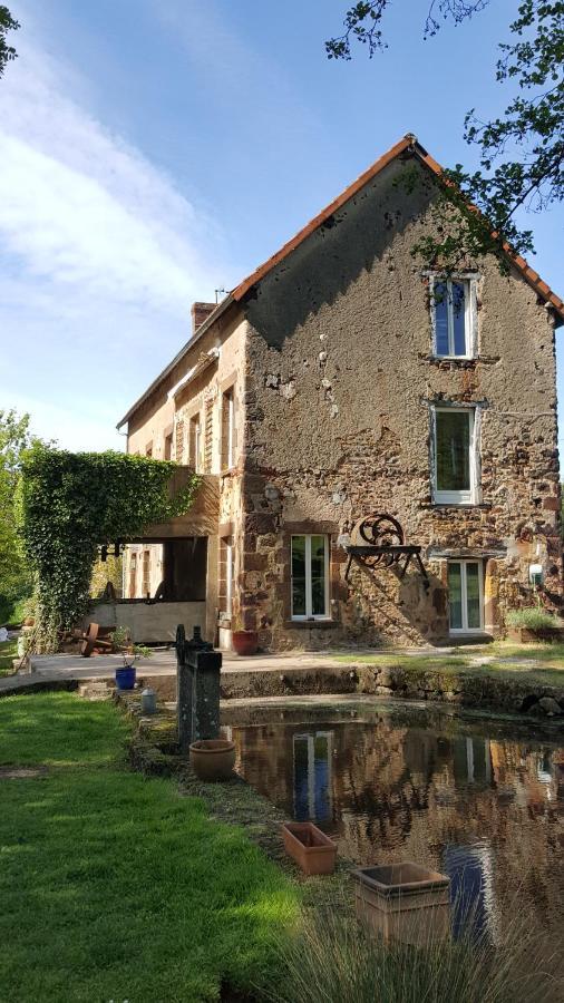 Le Moulin Du Cluzeau Bed and Breakfast Chaillac Eksteriør billede